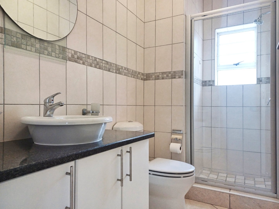 3 Bedroom Property for Sale in Fraaiuitsig Western Cape